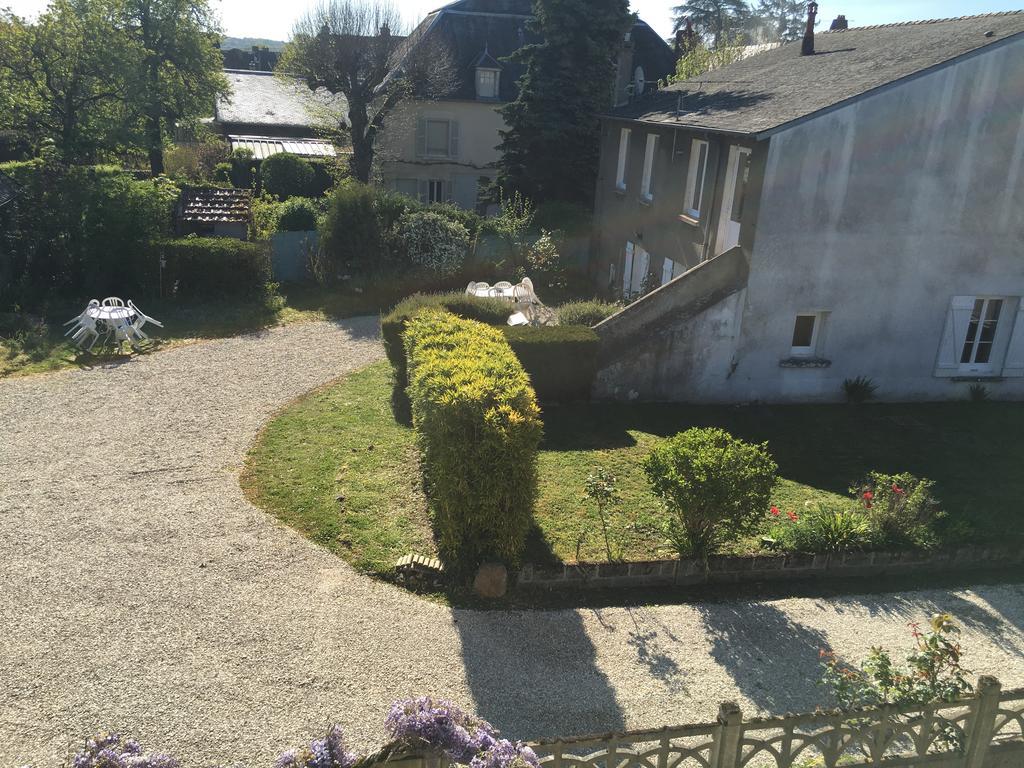 Chez Jeannette Villa Saint-Satur Exterior photo